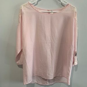 🦋 Cute Pink Lace Blouse